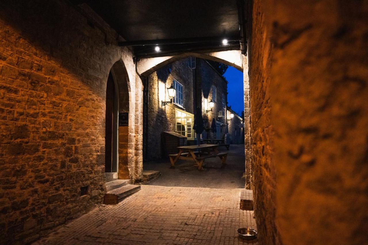 The George Inn Wedmore Экстерьер фото
