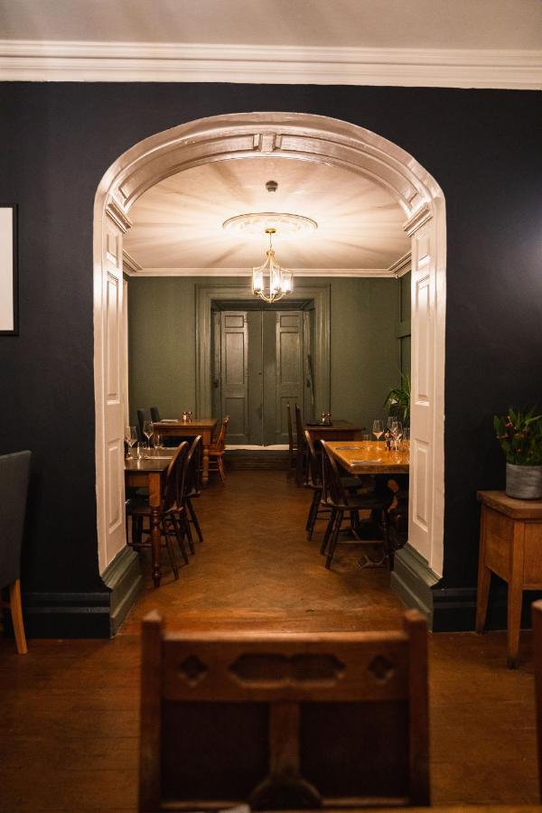 The George Inn Wedmore Экстерьер фото